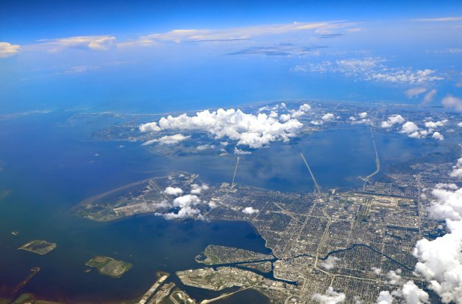 Aerial,View,Of,Tampa,And,St.,Petersburg,,Florida,,With,Hillsborough