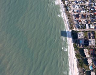 High,Resolution,Aerial,Photograph,Of,A,Beach,Community,In,Florida